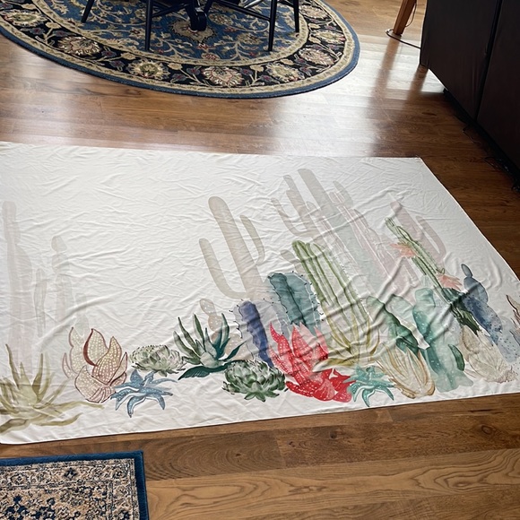 Wall Tapestry - Picture 3 of 4